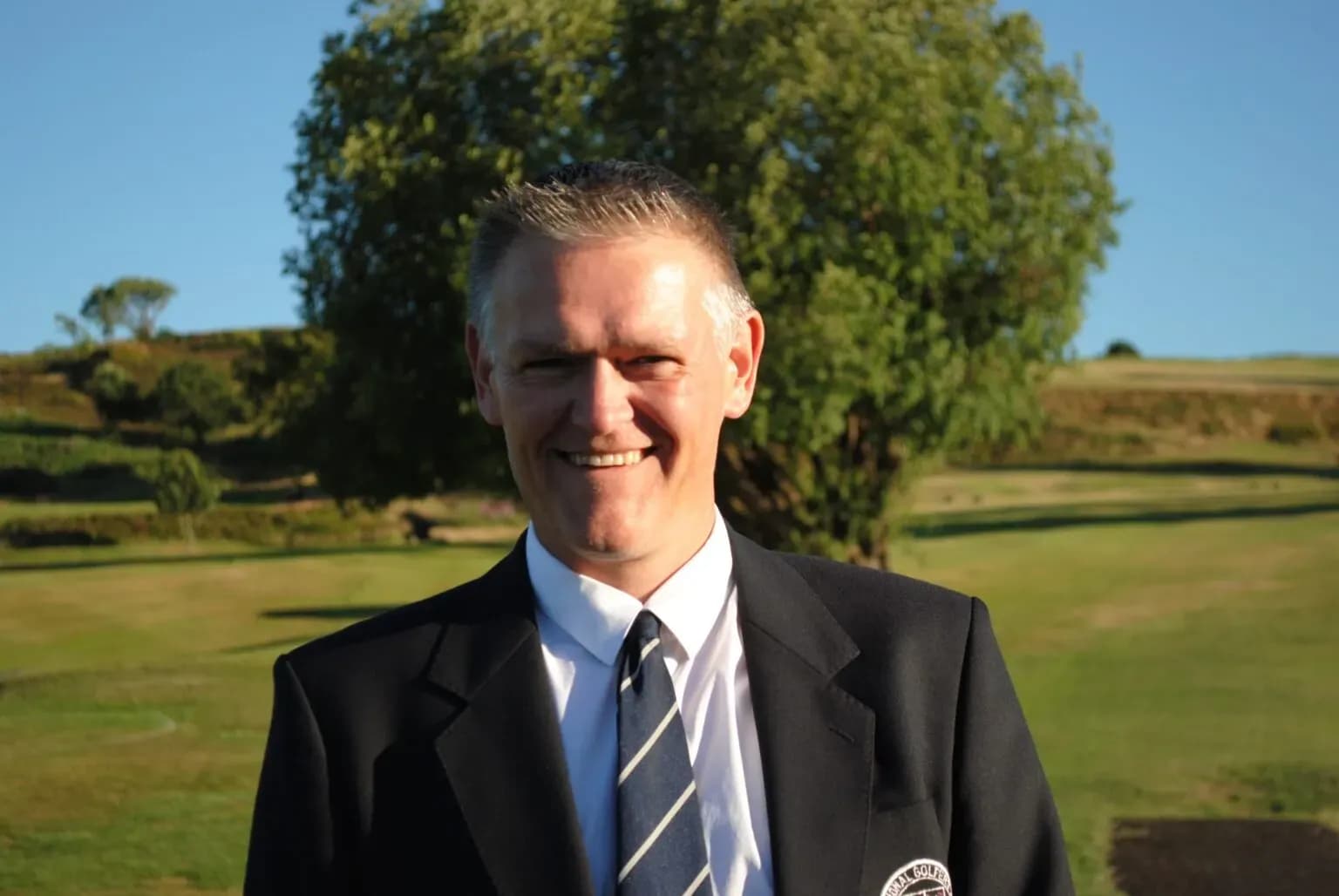 Roger Broad, Club Professional